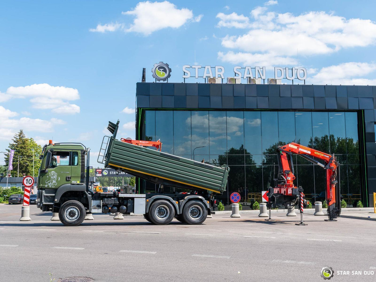 - Tipper: picture 4 - Tipper: picture 4