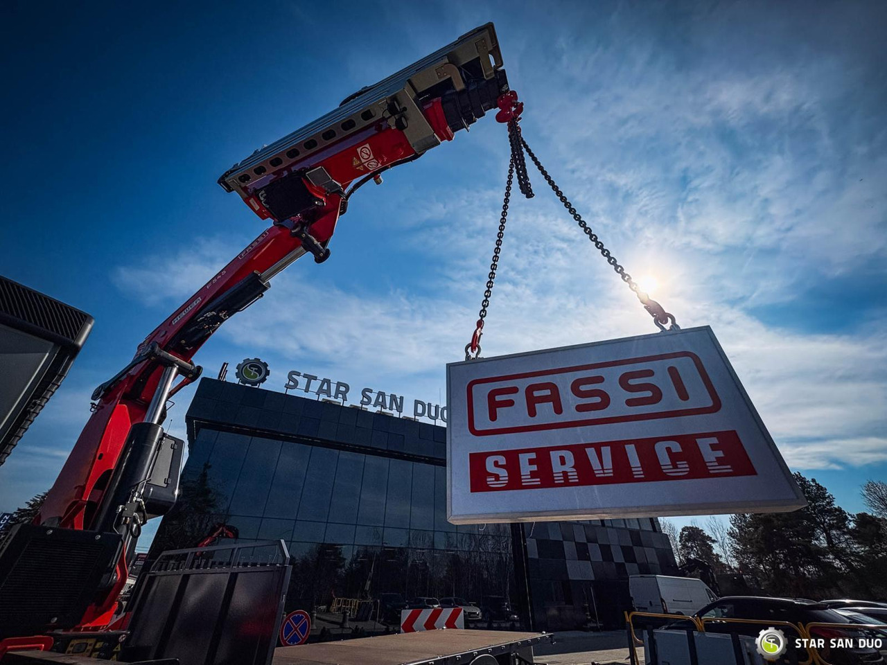 Crane truck : picture 18 Crane truck : picture 18