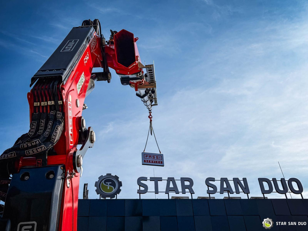 Crane truck : picture 29 Crane truck : picture 29