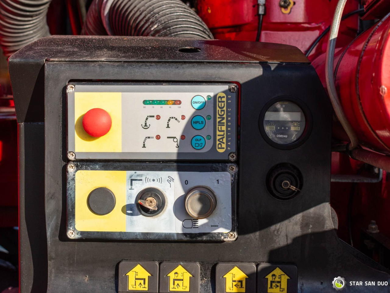 Crane truck : picture 20