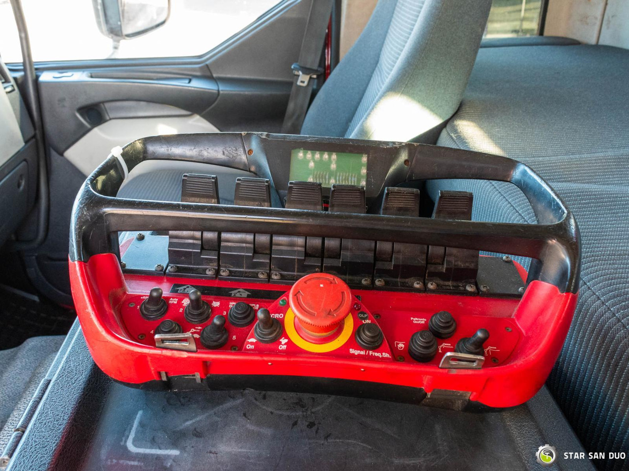 Crane truck : picture 17