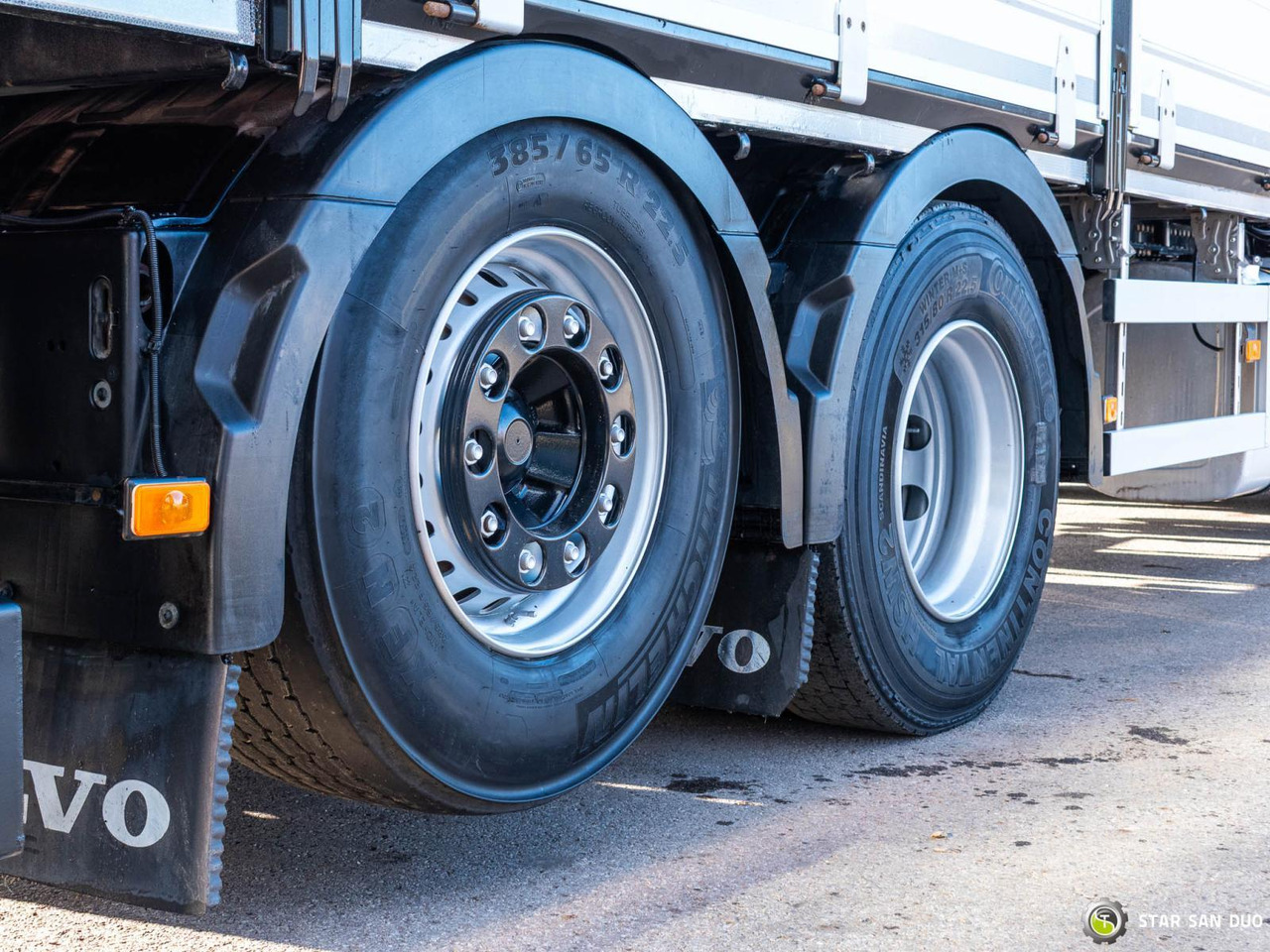 Crane truck : picture 22 Crane truck : picture 22