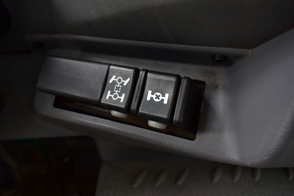 Cab chassis truck Renault MIDLUM 4x4 DOKA DUBEL KABINE CHASSIS: picture 19 Cab chassis truck Renault MIDLUM 4x4 DOKA DUBEL KABINE CHASSIS: picture 19