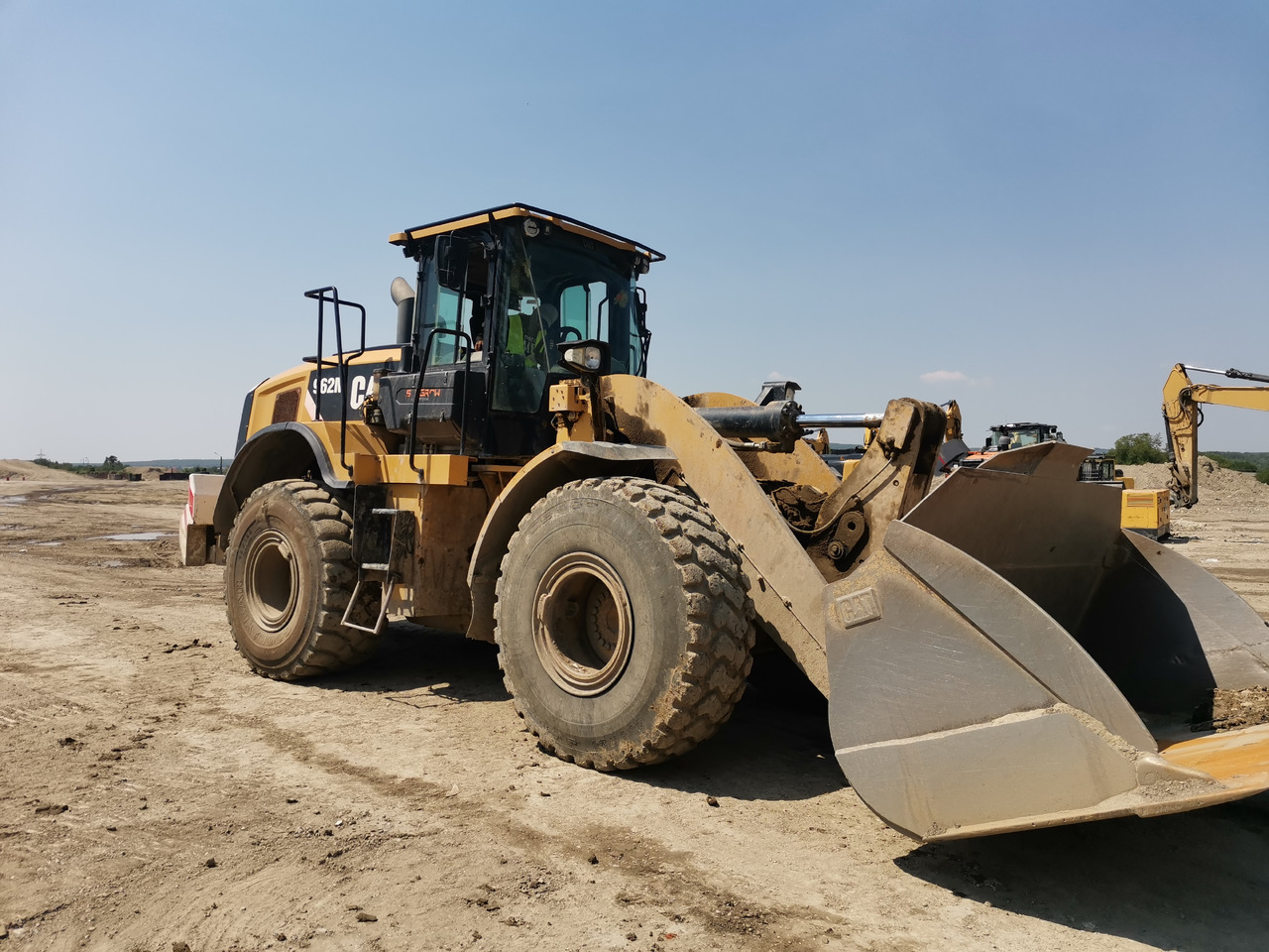 Wheel loader CAT 962 M: picture 7