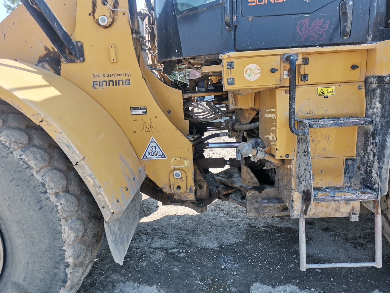 Wheel loader CAT 962 M: picture 9