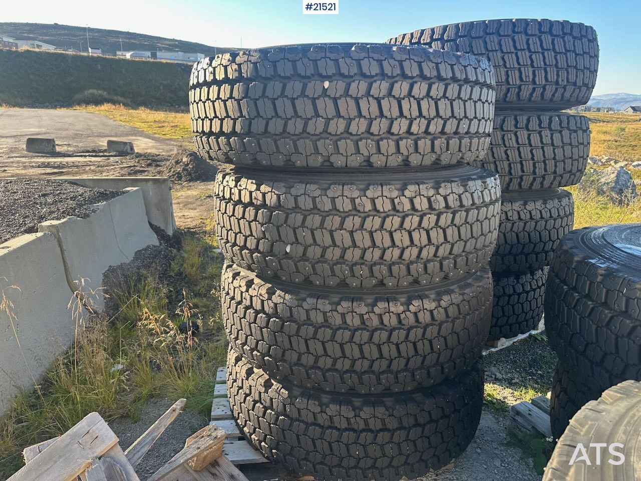 Bridgestone dekk - Tire for Construction machinery: picture 2 Bridgestone dekk - Tire for Construction machinery: picture 2