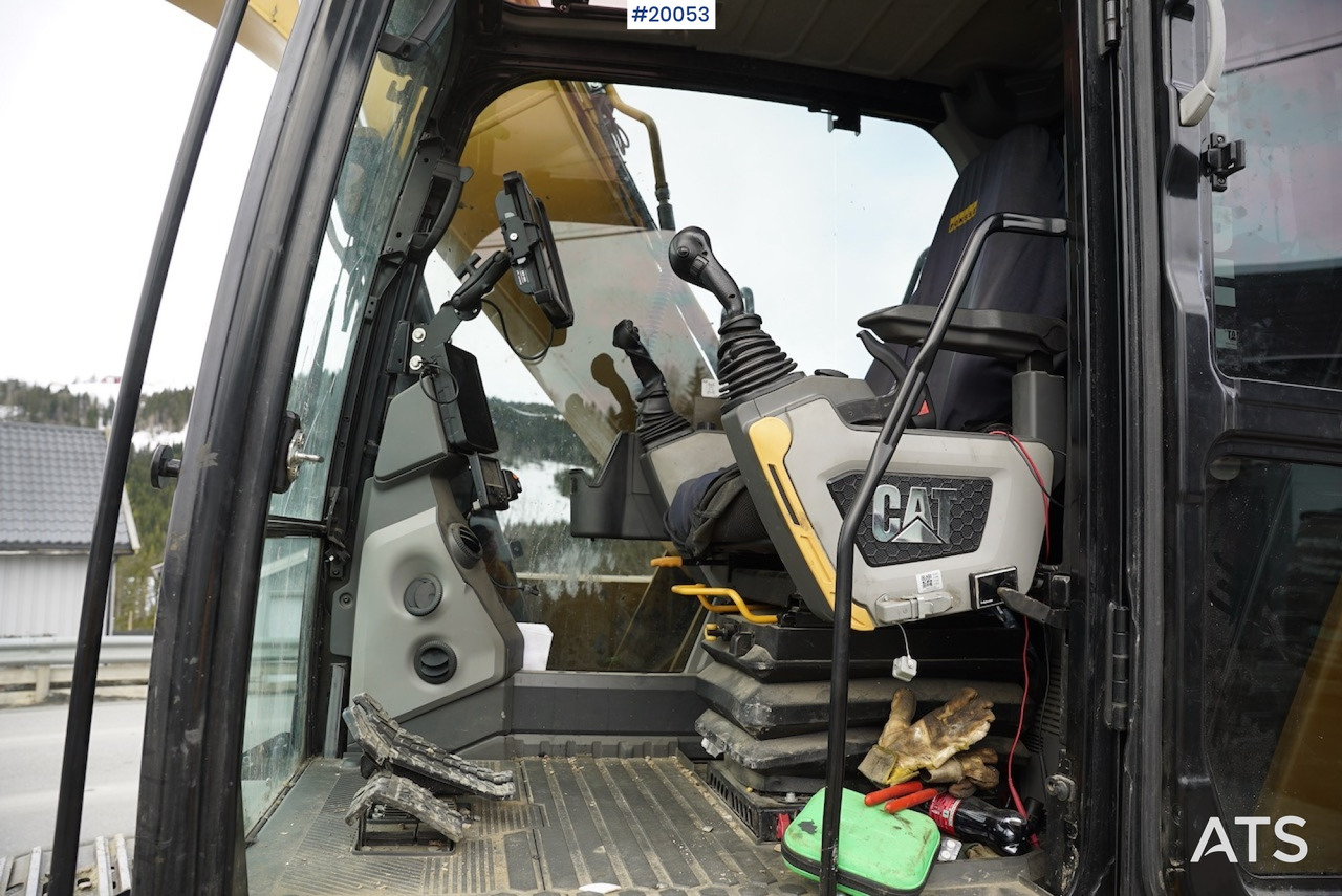 Excavator Caterpillar 317GC: picture 35