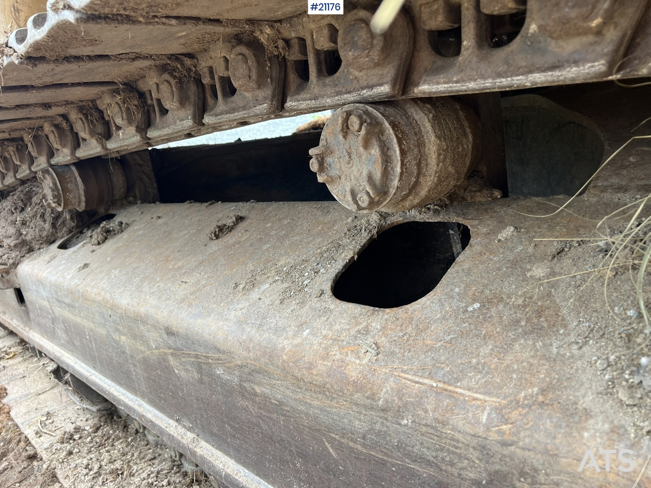 Crawler excavator Caterpillar 320EL-RR: picture 15