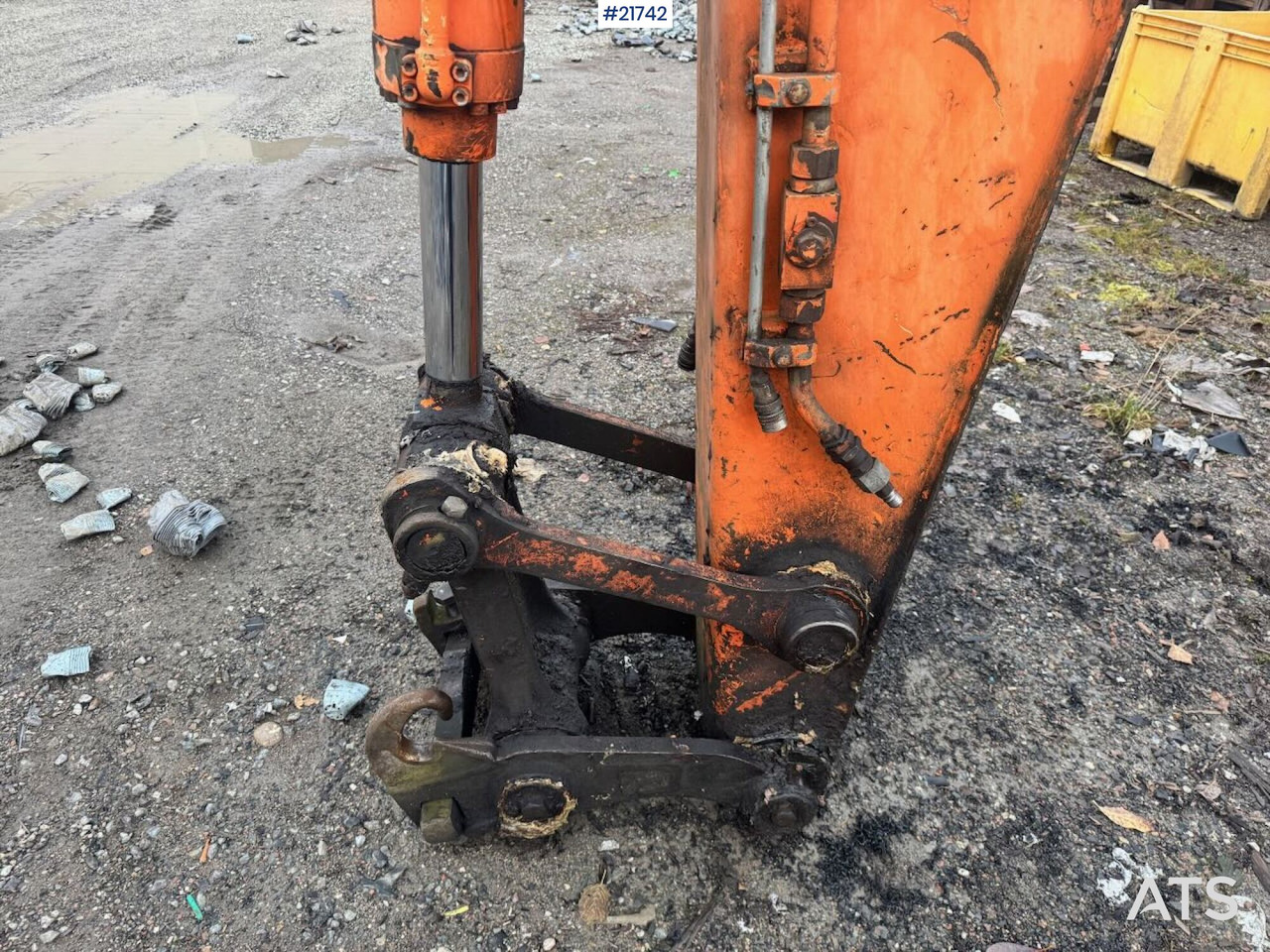 Crawler excavator Hitachi EX165 beltegraver m/ 2 skuffer: picture 18