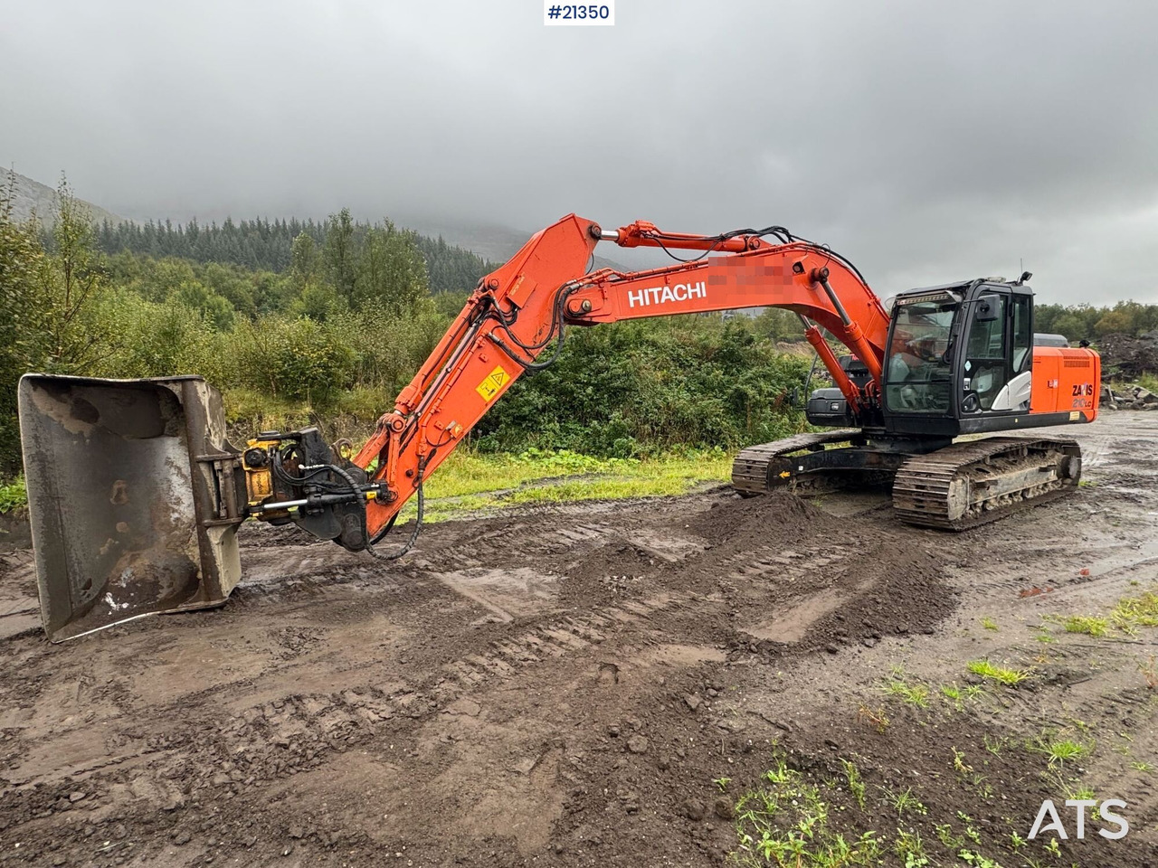 Hitachi ZX210LC - Excavator: picture 1 Hitachi ZX210LC - Excavator: picture 1