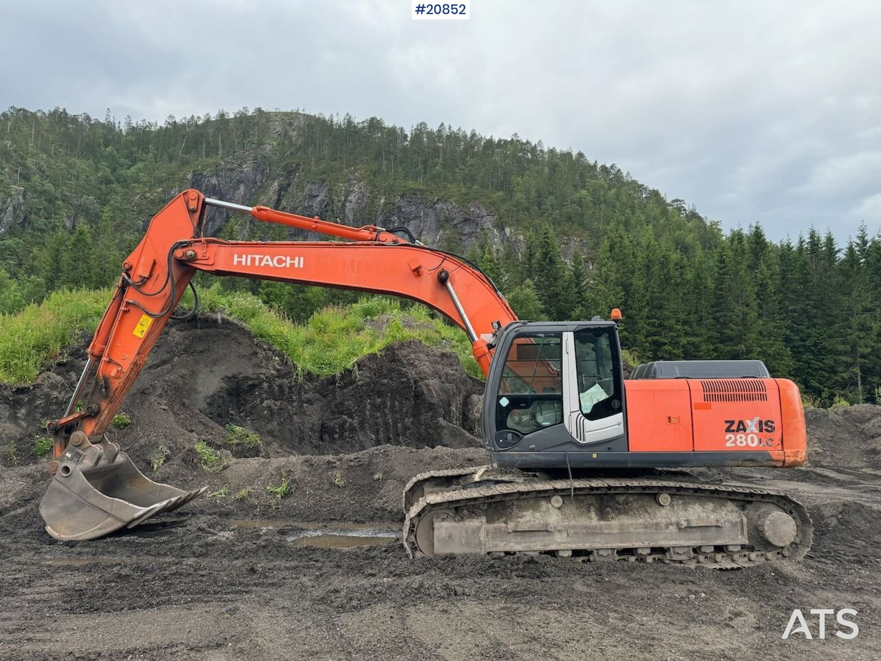 Hitachi ZX280LC-3 - Crawler excavator: picture 1 Hitachi ZX280LC-3 - Crawler excavator: picture 1