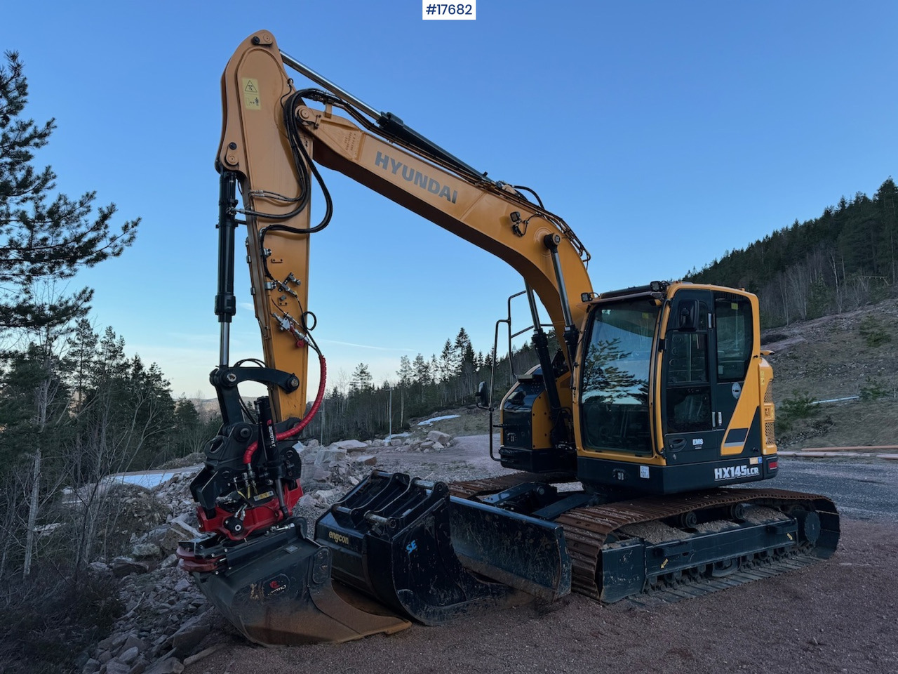 Hyundai HX145 LCR - Excavator: picture 2 Hyundai HX145 LCR - Excavator: picture 2