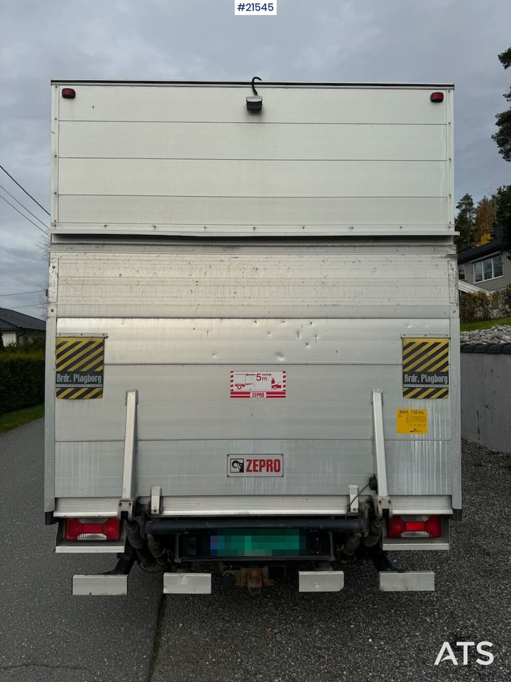 Iveco Daily DAILY - Box truck: picture 4 Iveco Daily DAILY - Box truck: picture 4