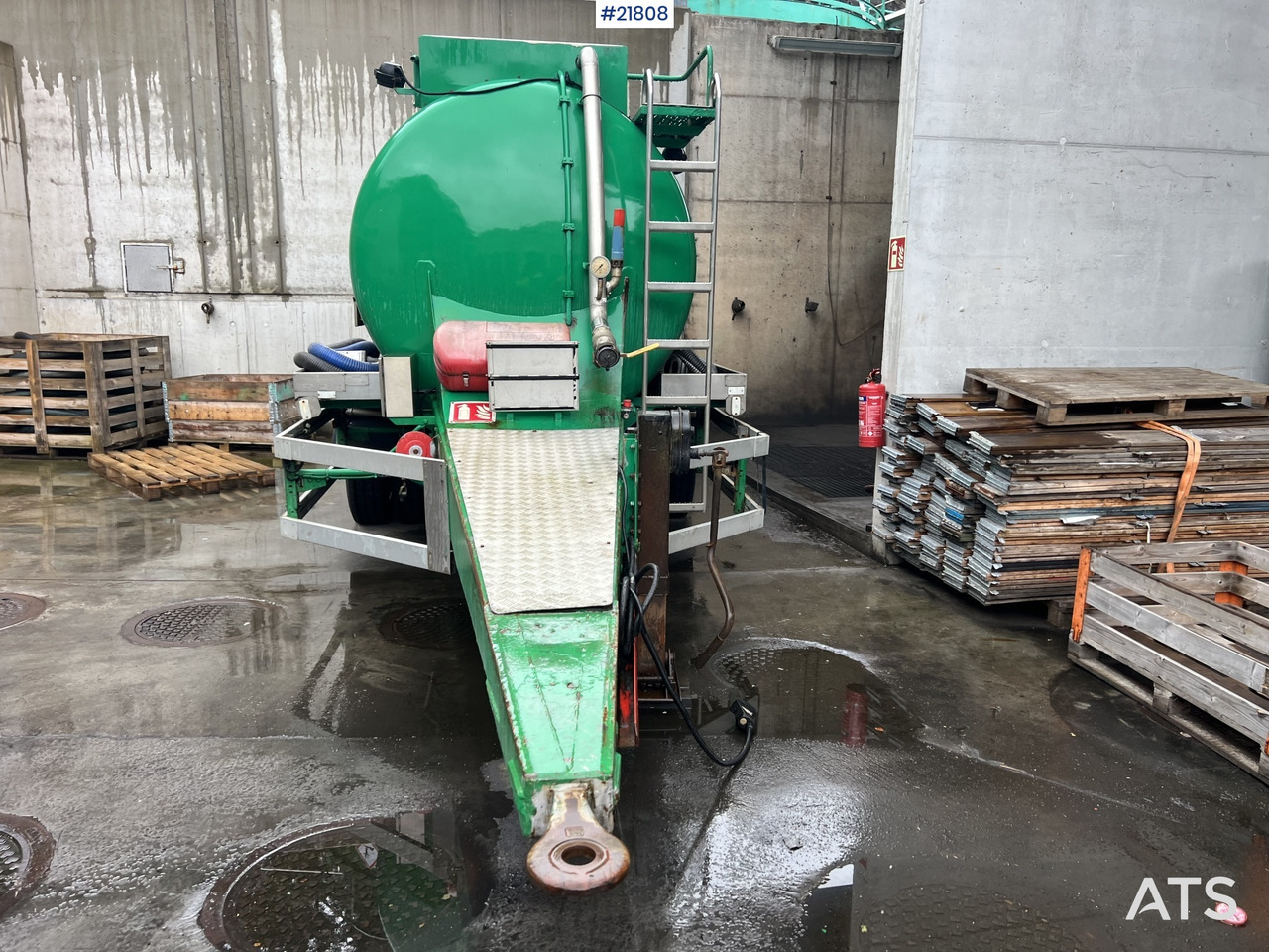 Jyki 2002 jyki ts2-15cr 2 akslet tankhenger rep.objekt - Tank trailer: picture 5 Jyki 2002 jyki ts2-15cr 2 akslet tankhenger rep.objekt - Tank trailer: picture 5