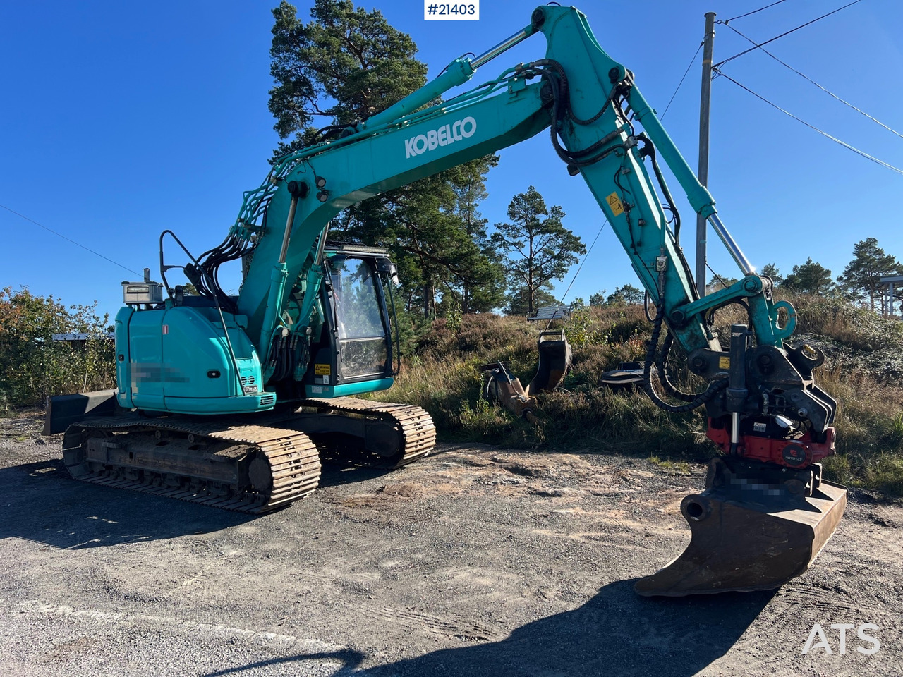 Crawler excavator Kobelco Sk140SRLC-3: picture 8