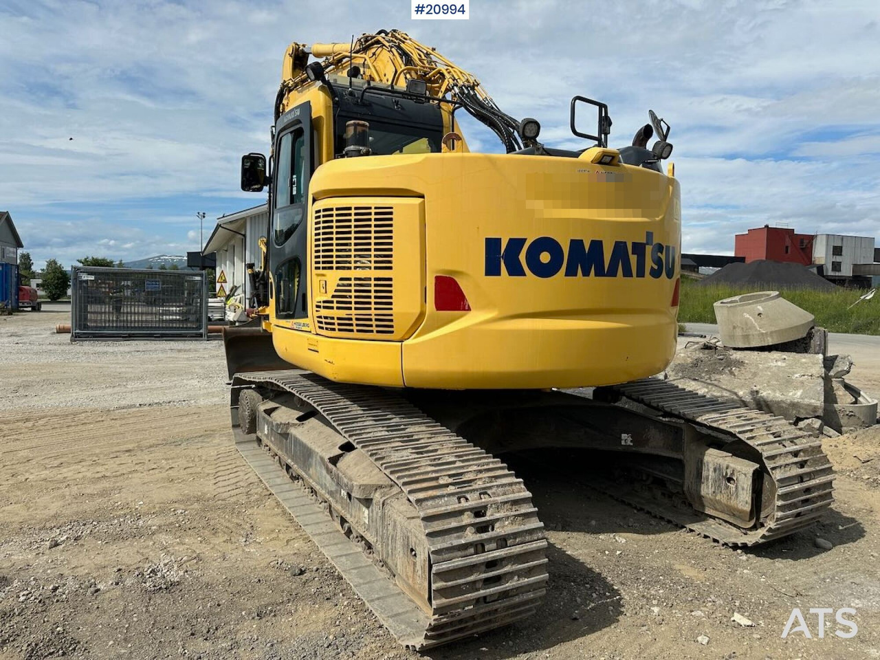 Komatsu PC228USLC-10 - Crawler excavator: picture 4 Komatsu PC228USLC-10 - Crawler excavator: picture 4