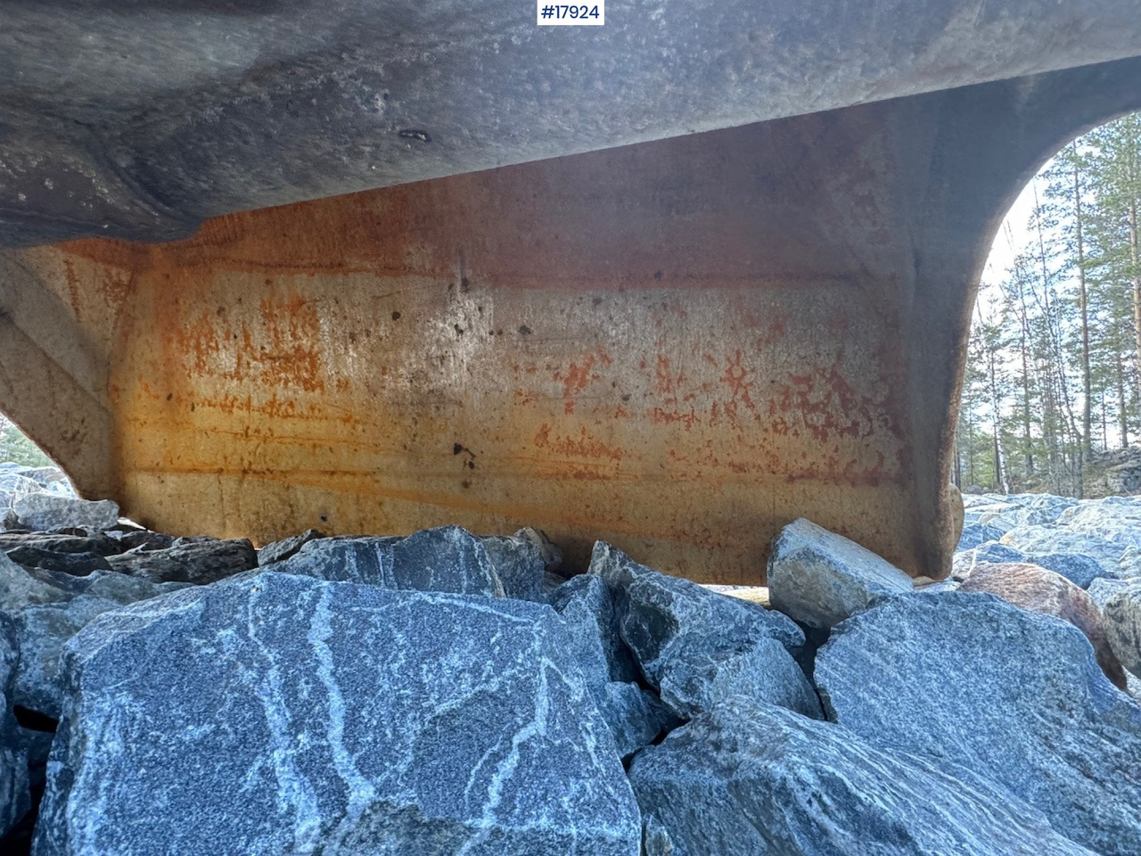 Excavator Komatsu PC240LC-10: picture 16
