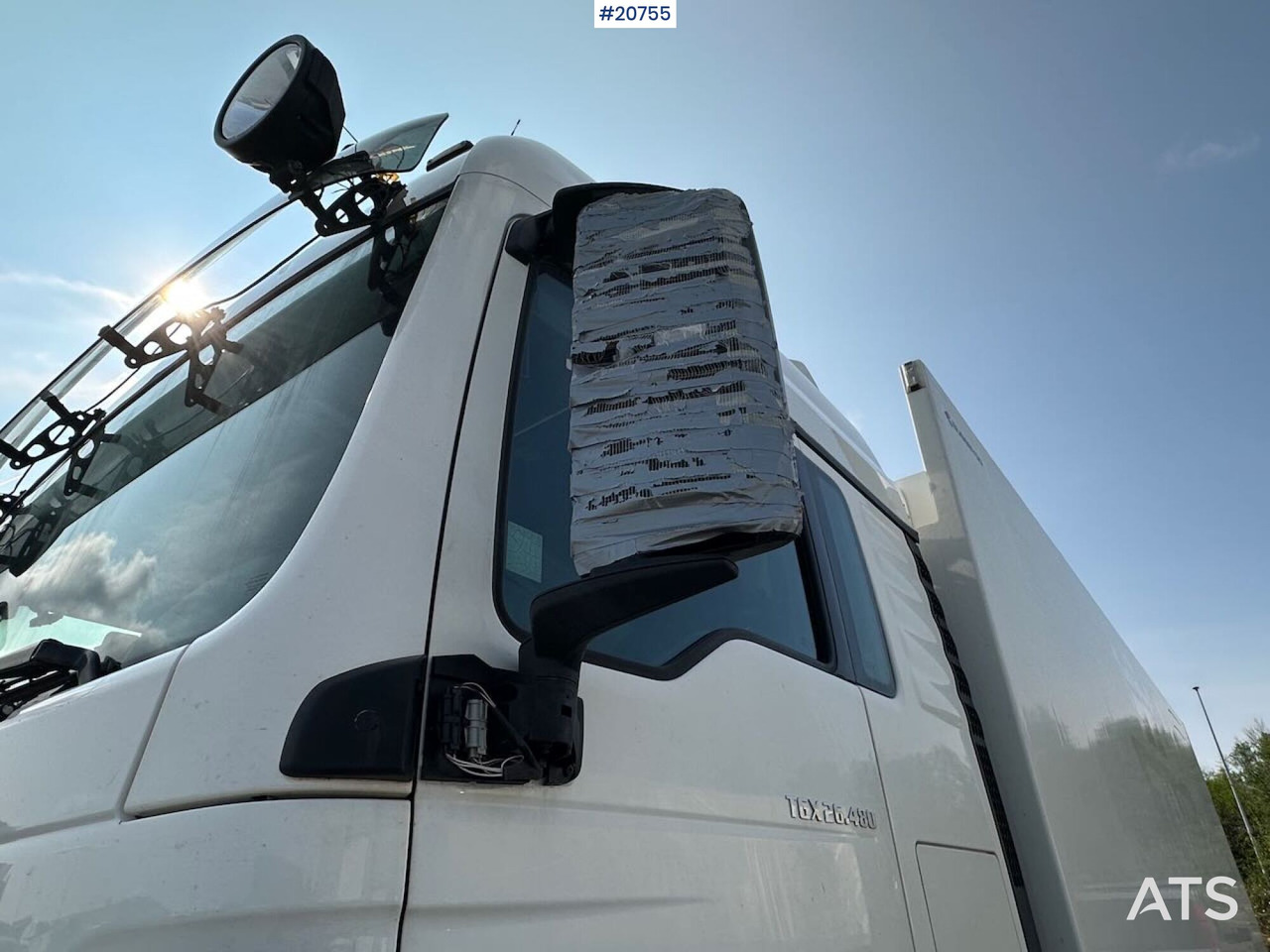 Box truck MAN TGX 26.480: picture 13