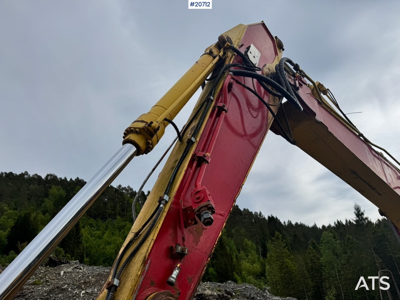 Excavator New Holland kobelco E305B: picture 21