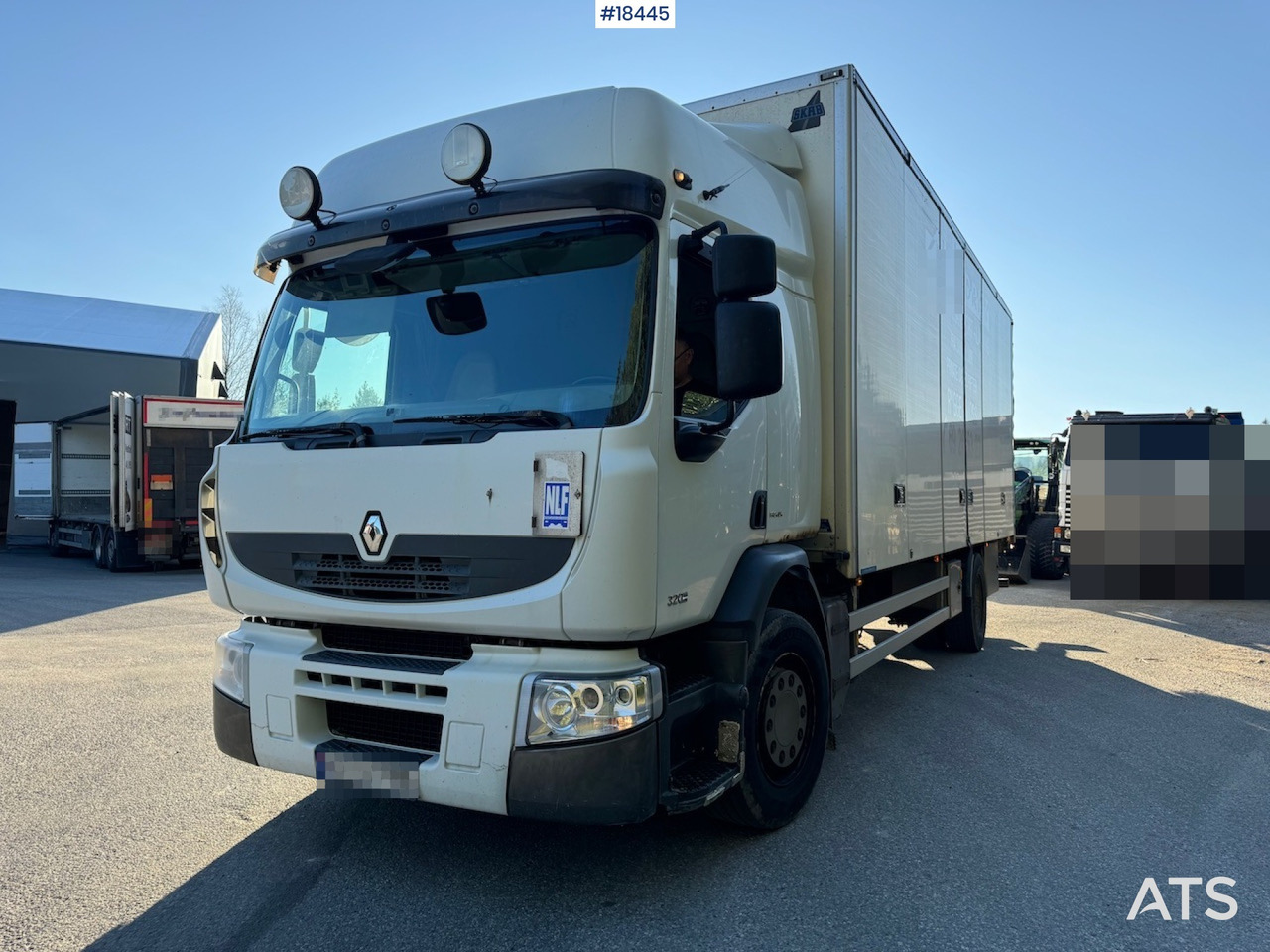 Renault Premium - Box truck: picture 1 Renault Premium - Box truck: picture 1