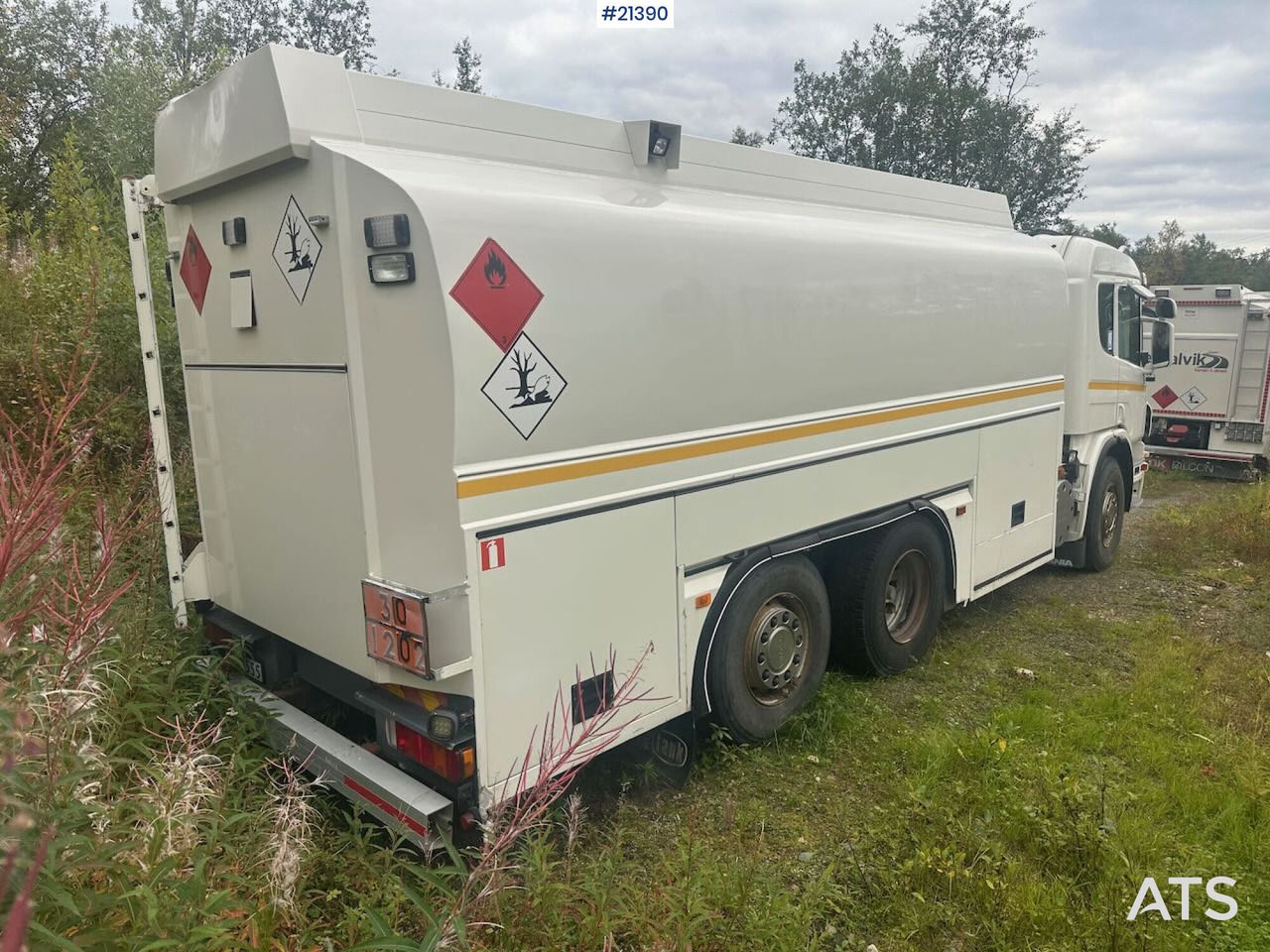 Scania R380 6x2 tankbil m/ eurotank påbygg - Tank truck: picture 5 Scania R380 6x2 tankbil m/ eurotank påbygg - Tank truck: picture 5