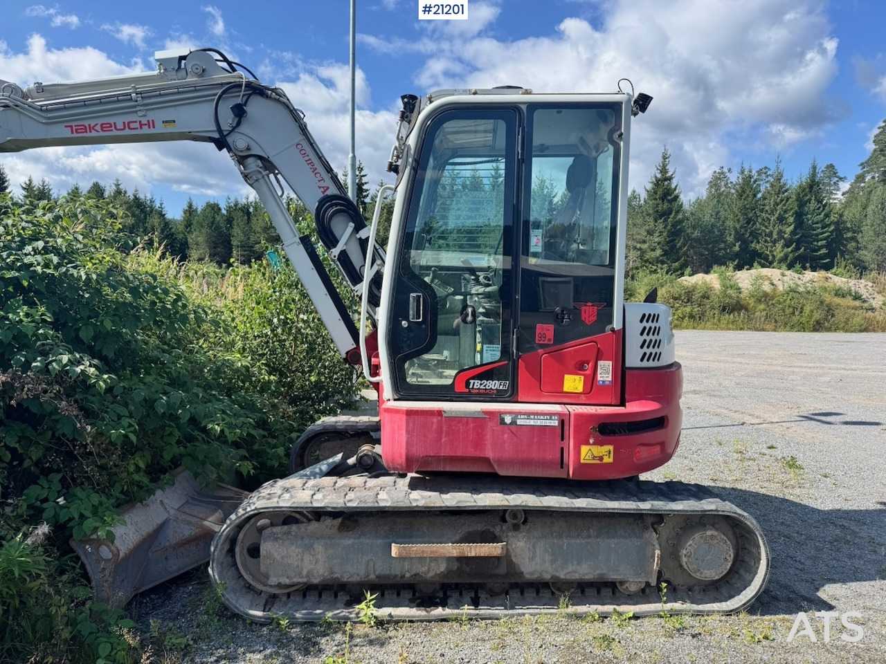 Takeuchi TB280FR - Crawler excavator: picture 2 Takeuchi TB280FR - Crawler excavator: picture 2