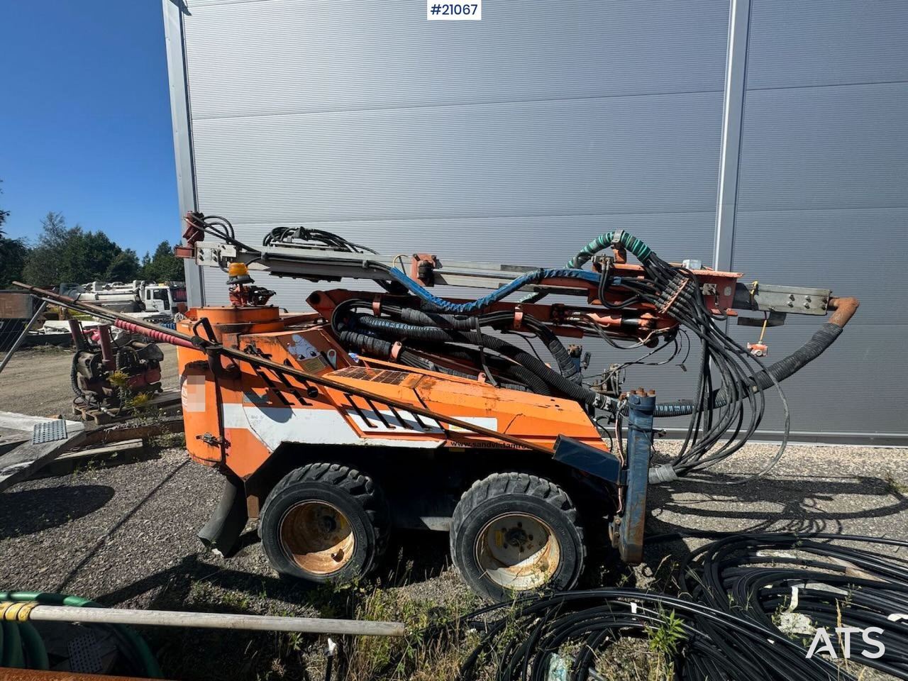 Tamrock 120R - Drilling rig: picture 5 Tamrock 120R - Drilling rig: picture 5