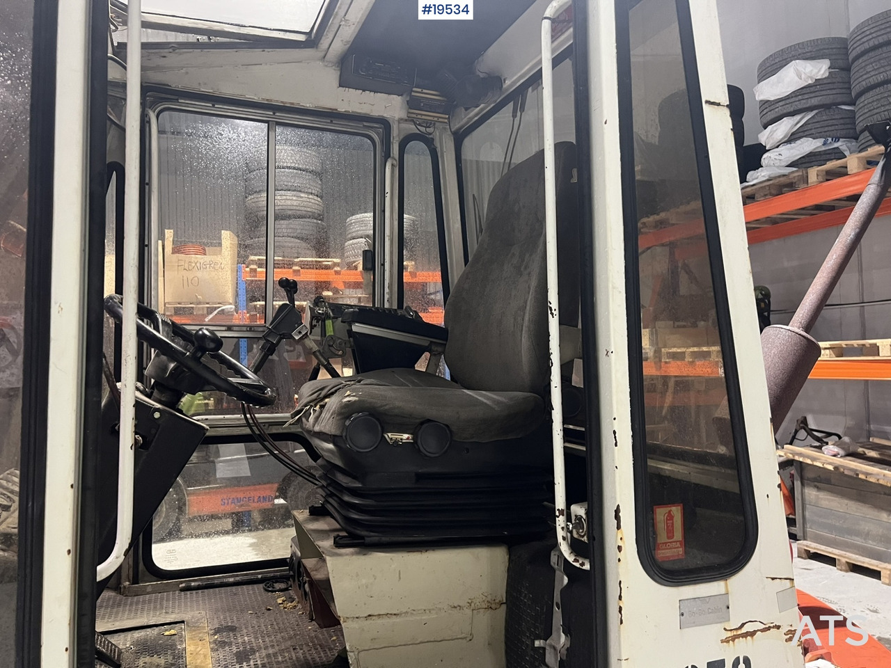 Forklift Toyota 3FD33: picture 20