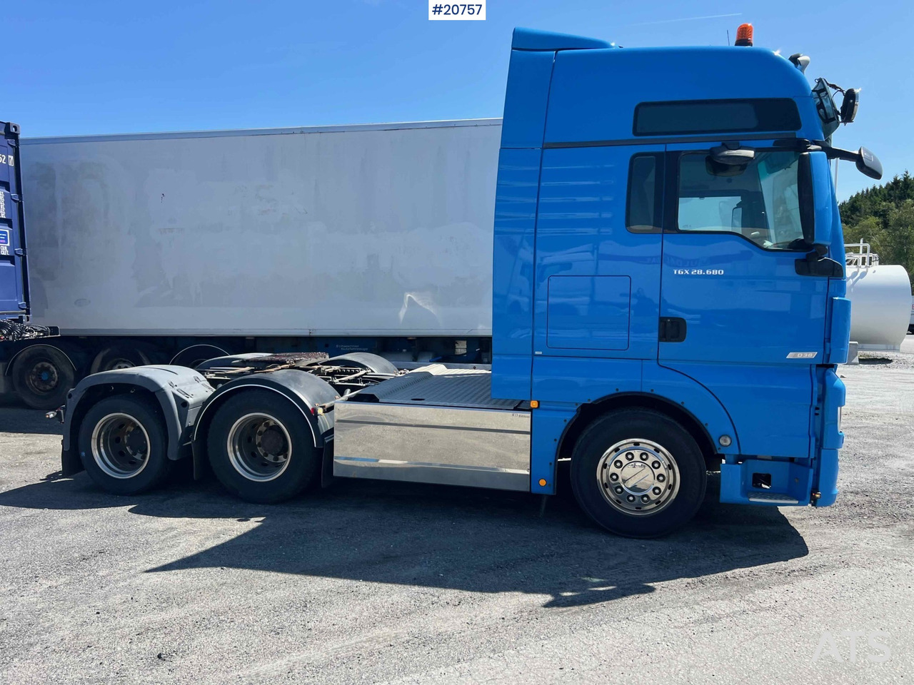 Tractor unit MAN TGX 28.480: picture 13