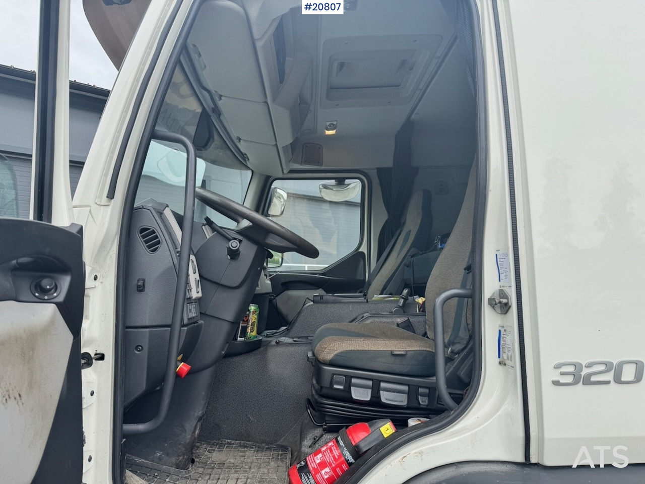 Truck, Asphalt machine Volvo FE320: picture 36
