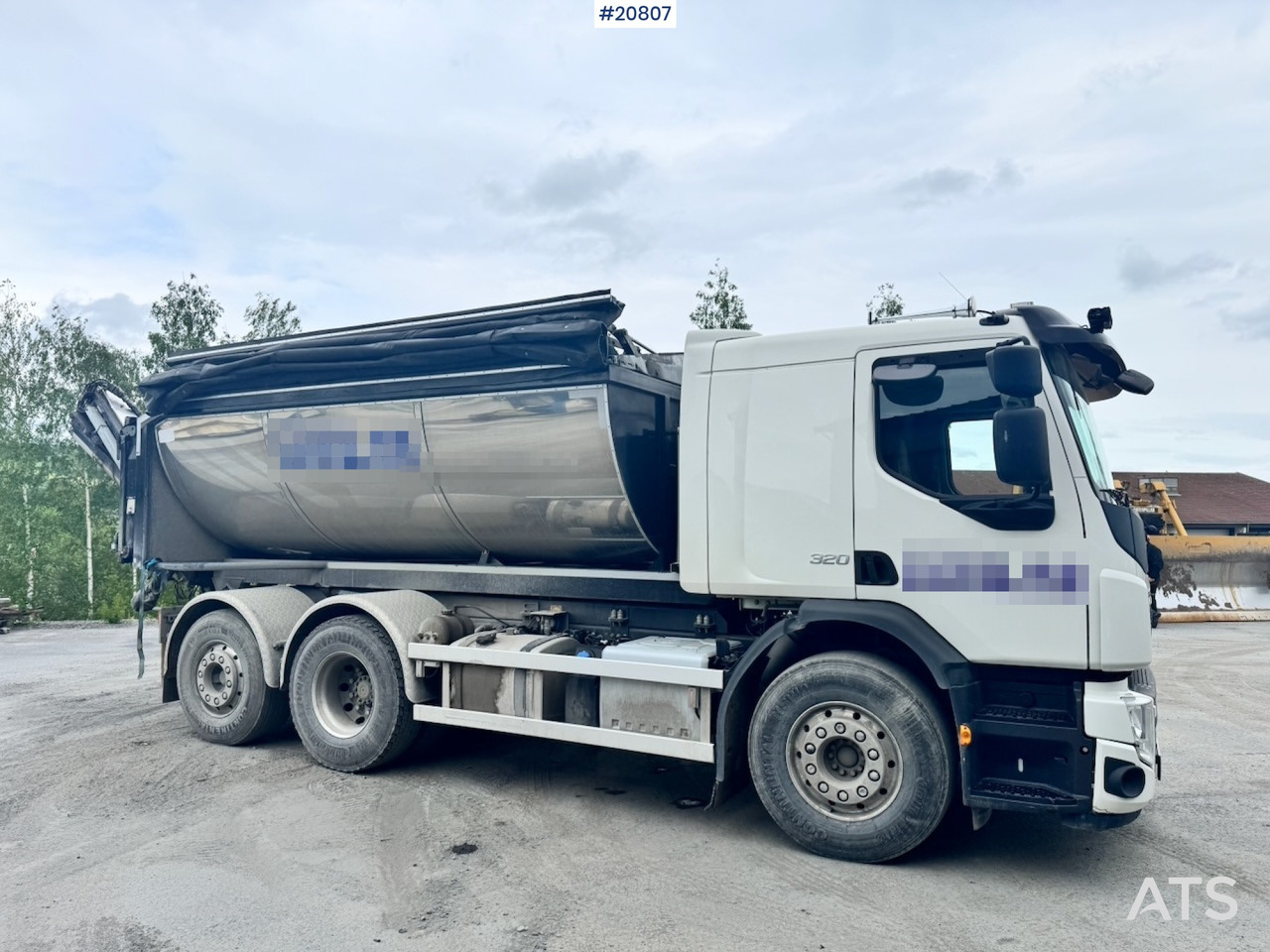 Truck, Asphalt machine Volvo FE320: picture 11