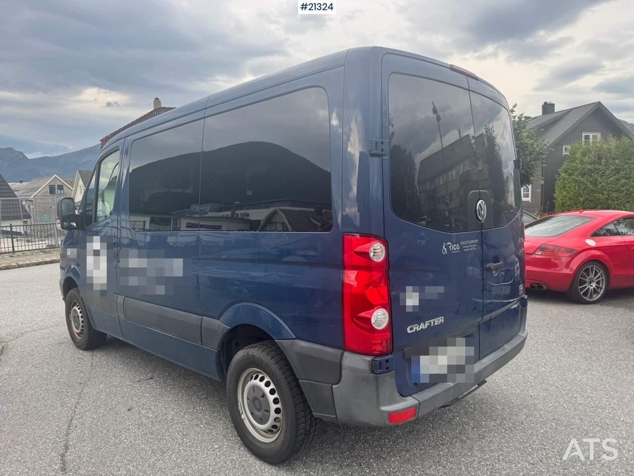 Volkswagen Crafter - Minibus, Passenger van: picture 3 Volkswagen Crafter - Minibus, Passenger van: picture 3