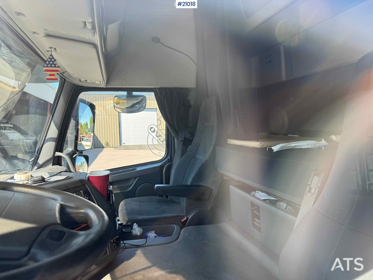 Box truck Volvo FM 370: picture 29