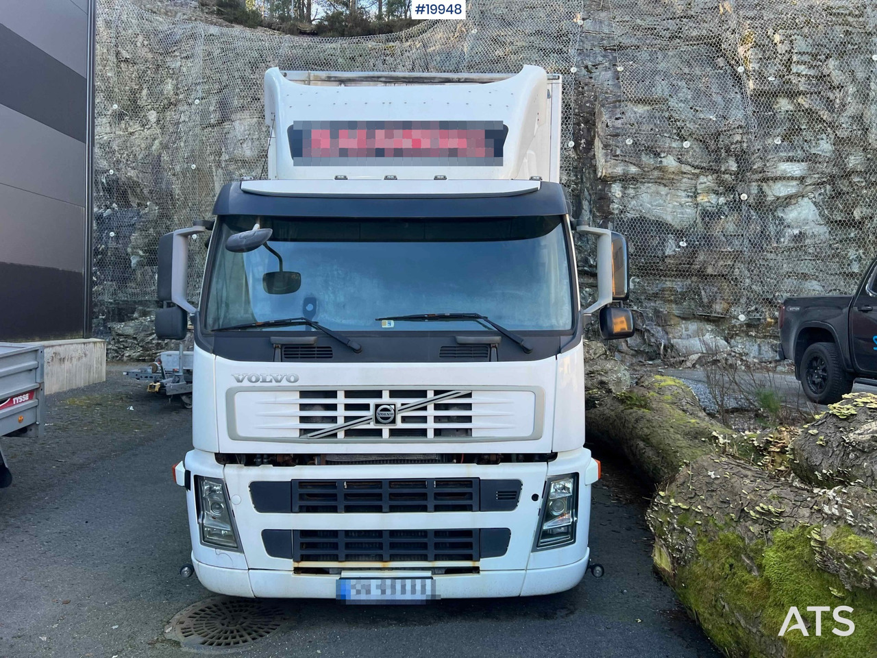 Volvo FM450 - Box truck: picture 5 Volvo FM450 - Box truck: picture 5