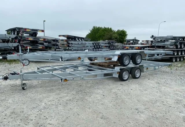 Boro Rama pod domek mobilny!!! 6,60M!! - Trailer: picture 2 Boro Rama pod domek mobilny!!! 6,60M!! - Trailer: picture 2