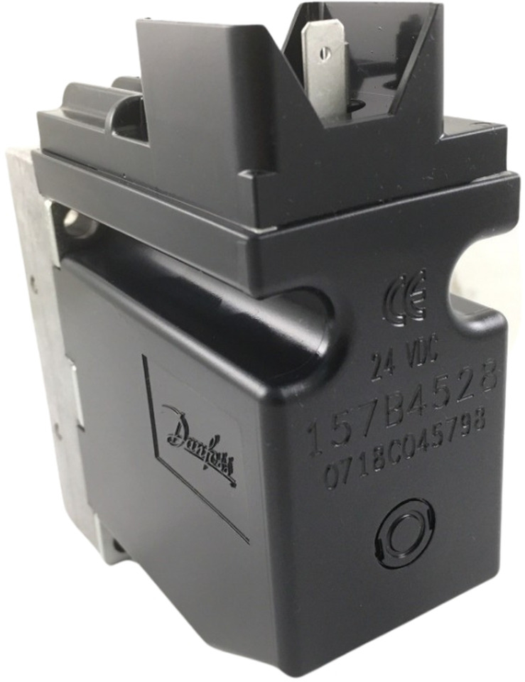 Danfoss Solenoid Valve 157B4528 - Hydraulic valve for Loader crane: picture 1 Danfoss Solenoid Valve 157B4528 - Hydraulic valve for Loader crane: picture 1