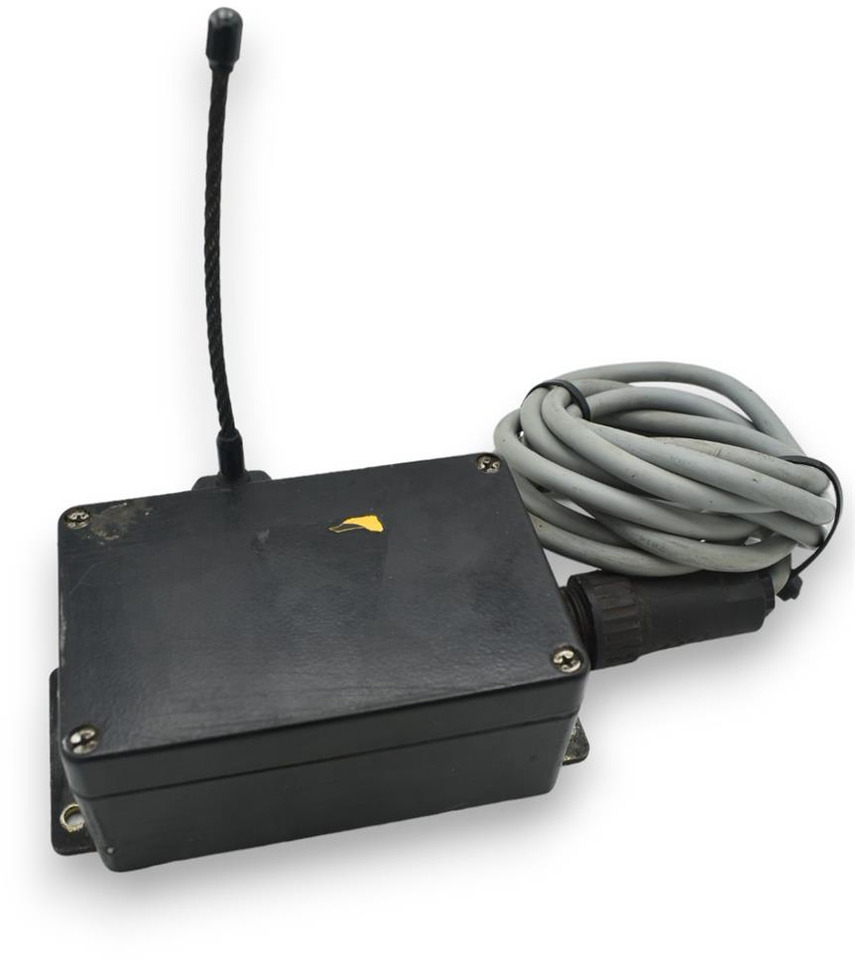 Scanreco P1 Type 500 Antenna Box EEA 3055-U - Spare parts for Loader crane: picture 1 Scanreco P1 Type 500 Antenna Box EEA 3055-U - Spare parts for Loader crane: picture 1
