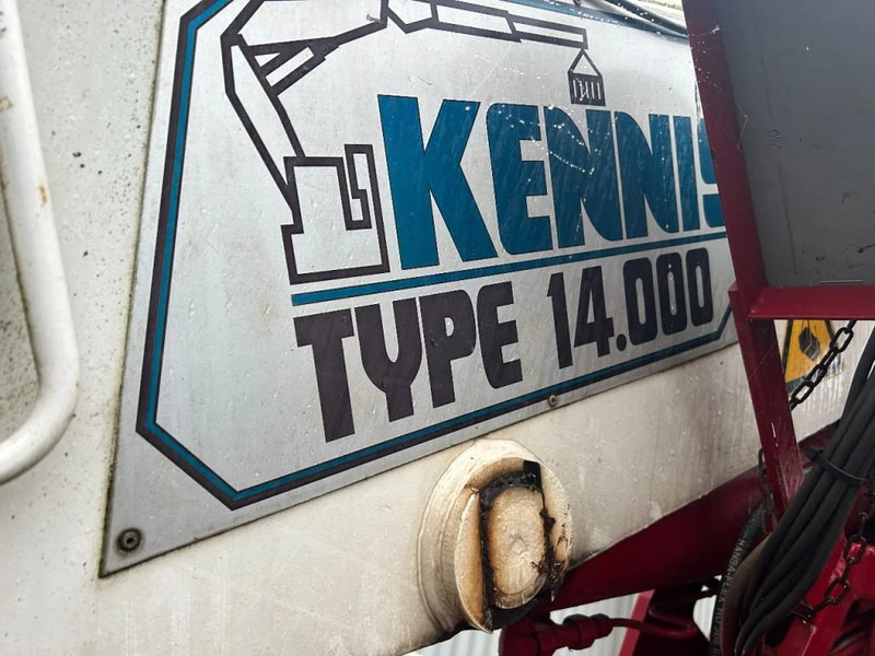 Carnehl Stenen vervoer oplegger met Kennis kraan - Dropside/ Flatbed semi-trailer: picture 5 Carnehl Stenen vervoer oplegger met Kennis kraan - Dropside/ Flatbed semi-trailer: picture 5