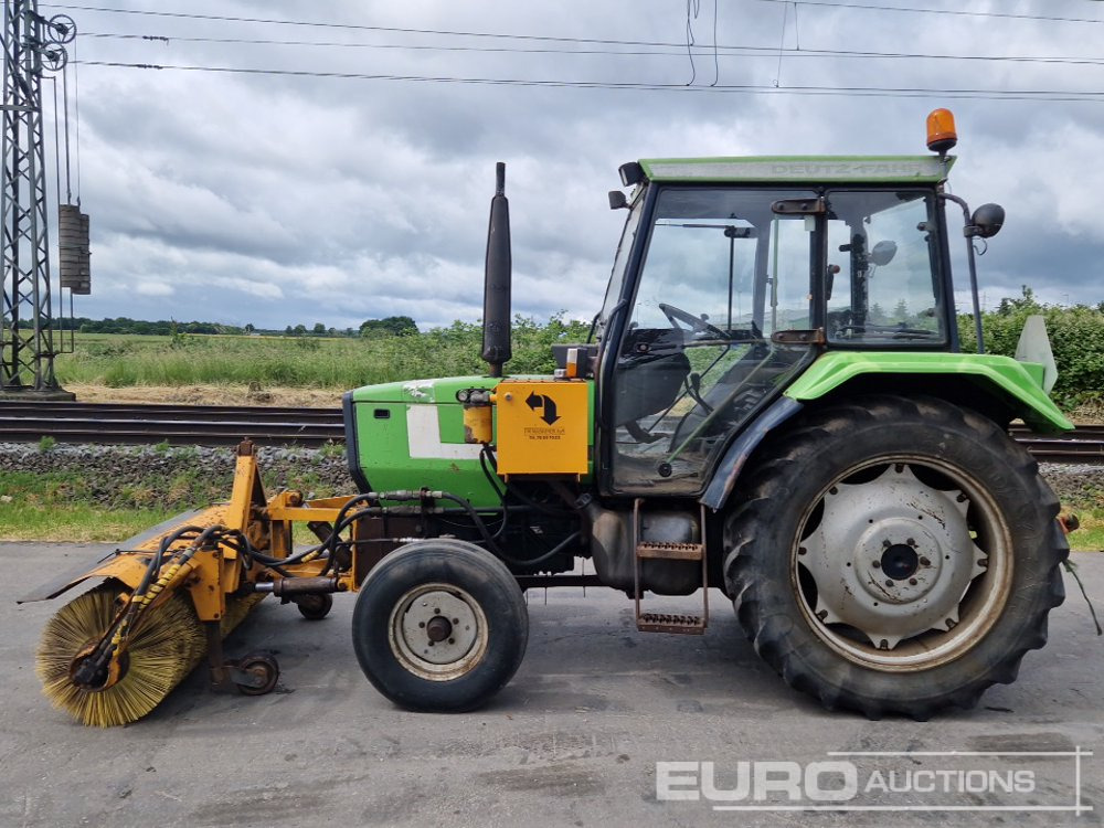 1985 Deutz Fahr DX 3.30 Tractor, Sweeper - Farm tractor: picture 2 1985 Deutz Fahr DX 3.30 Tractor, Sweeper - Farm tractor: picture 2