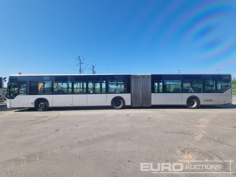 2001 Mercedes Benz CITARO 0 530G - Articulated bus: picture 2 2001 Mercedes Benz CITARO 0 530G - Articulated bus: picture 2