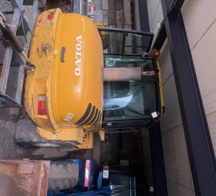 2002 Volvo L35B-Z - Wheel loader: picture 2 2002 Volvo L35B-Z - Wheel loader: picture 2
