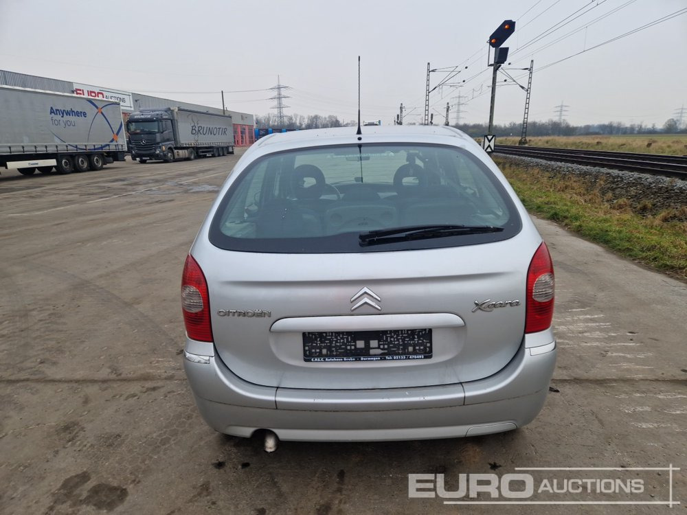 2004 Citroen Xsara Picasso - Car: picture 4 2004 Citroen Xsara Picasso - Car: picture 4