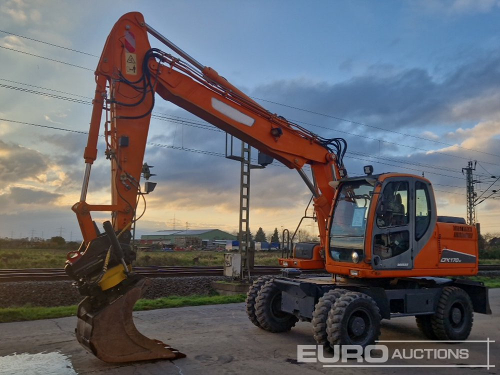 2010 Doosan DX170W - Wheel excavator: picture 1 2010 Doosan DX170W - Wheel excavator: picture 1
