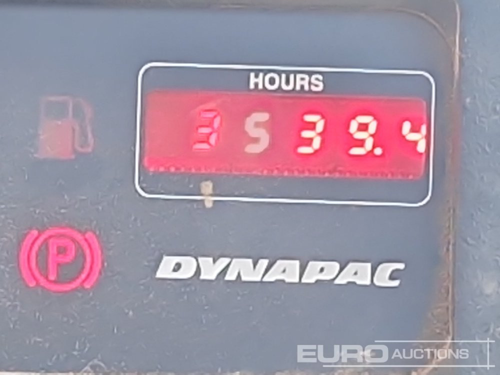 Roller 2010 Dynapac CA612D: picture 29