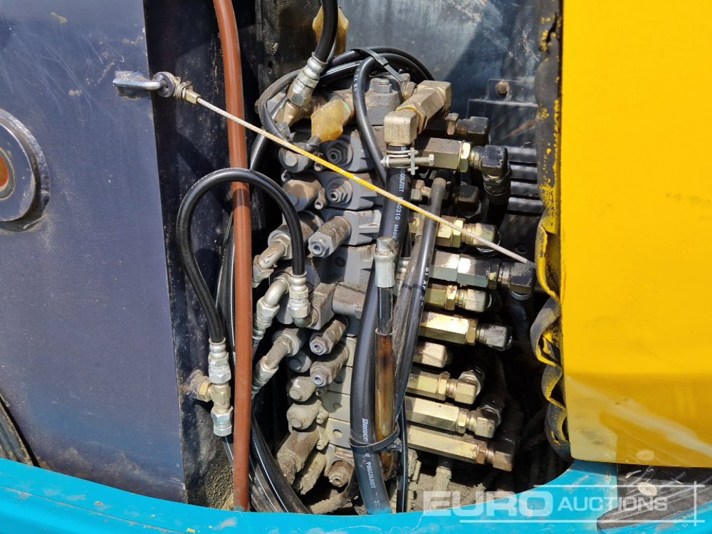 Mini excavator 2011 Kubota KX155-3SZ: picture 20