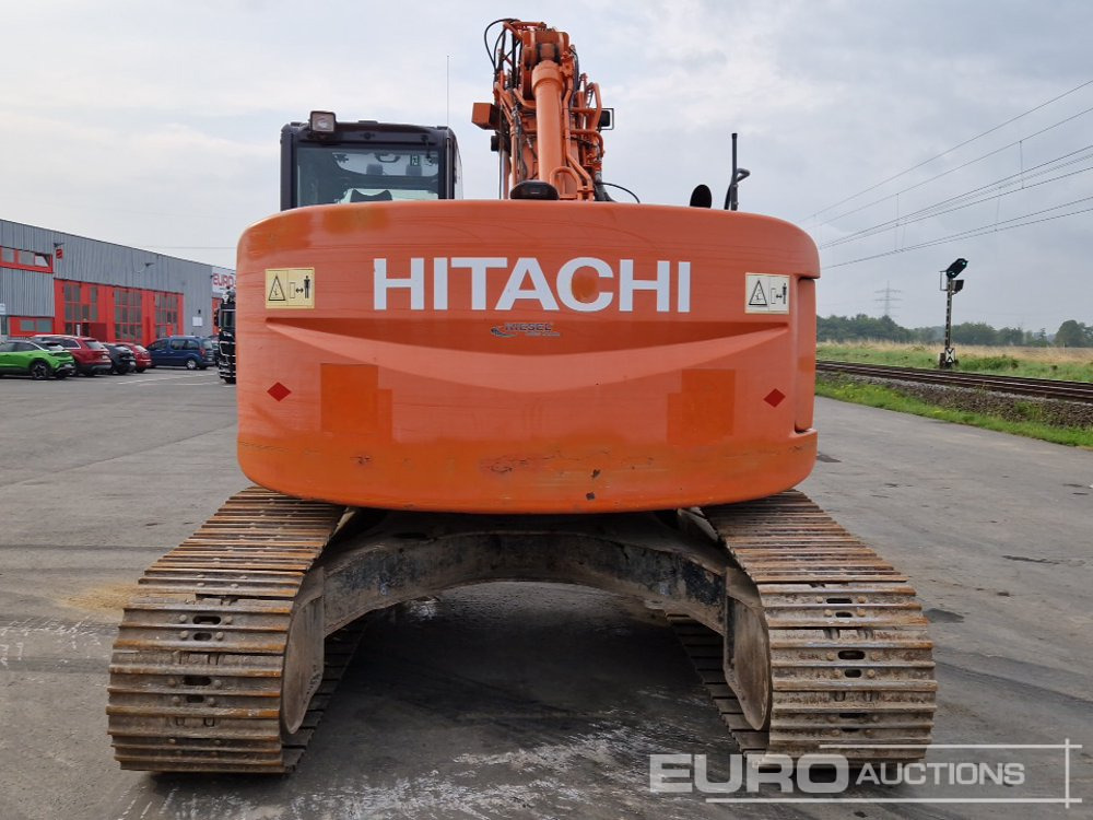 2012 Hitachi ZX225 USLC-3 - Crawler excavator: picture 4 2012 Hitachi ZX225 USLC-3 - Crawler excavator: picture 4