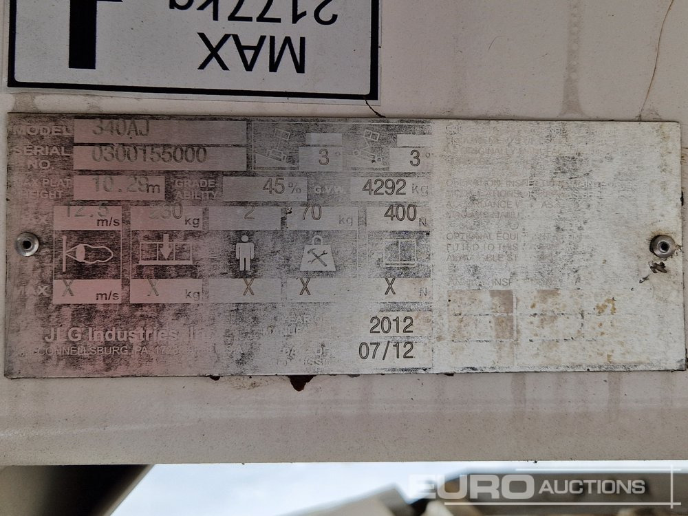 Articulated boom 2012 JLG 340AJ: picture 26