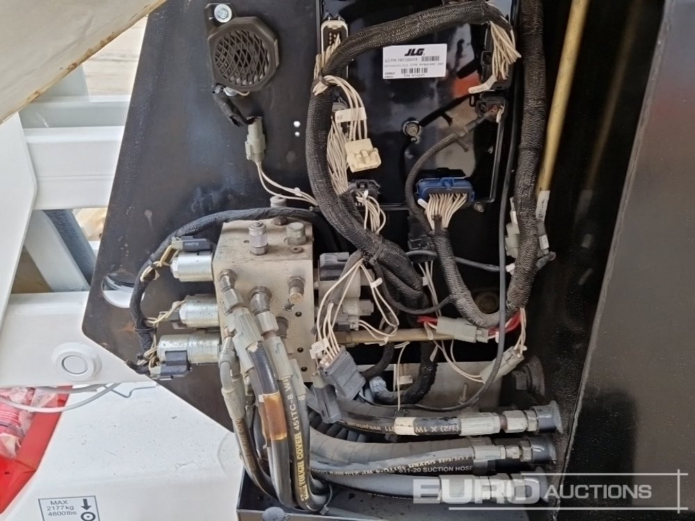 Articulated boom 2012 JLG 340AJ: picture 23