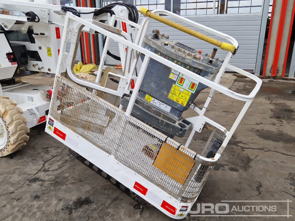 Articulated boom 2012 JLG 340AJ: picture 8