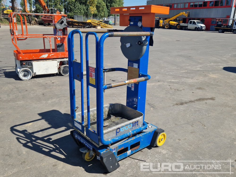 2013 Power Towers Pecolift - Aerial platform: picture 1 2013 Power Towers Pecolift - Aerial platform: picture 1